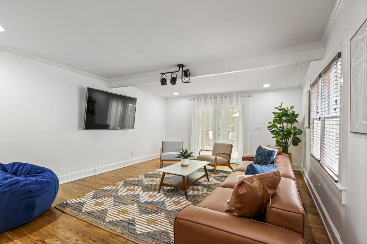 אטלנטה Sun Lit Bungalow With Good Vibes And Lots Of Wine - Designedbydom מראה חיצוני תמונה